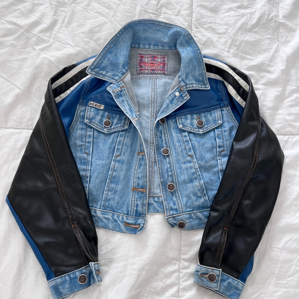 REVOLT Trendy Cropped Denim and Faux Leather Jacket - Size Medium